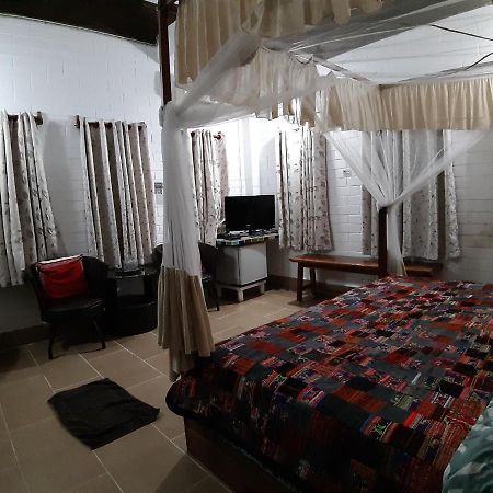 Banthorphan Resort Сангхла-Бури Экстерьер фото