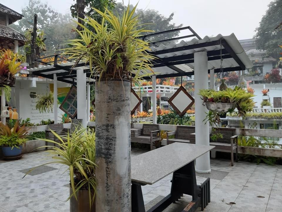 Banthorphan Resort Сангхла-Бури Экстерьер фото