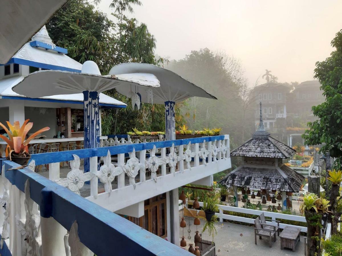 Banthorphan Resort Сангхла-Бури Экстерьер фото